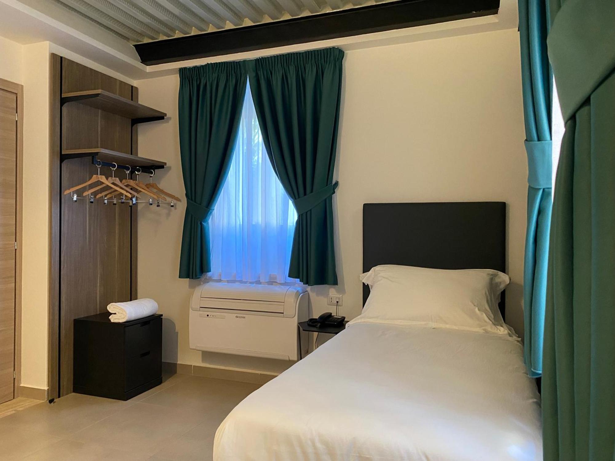 Boutique Hotel Palazzo Donna Iulia Pozzuoli Exterior photo