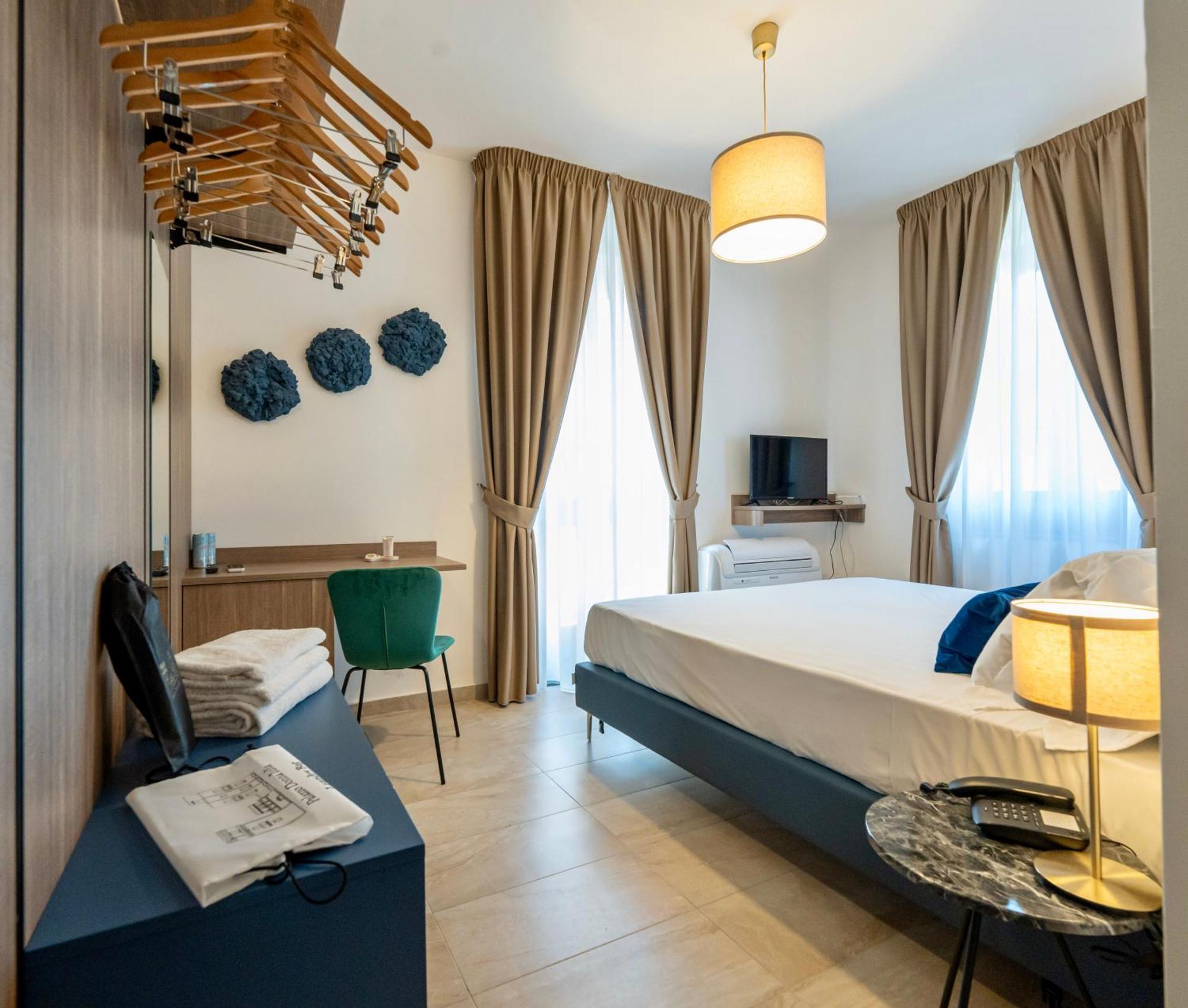 Boutique Hotel Palazzo Donna Iulia Pozzuoli Exterior photo